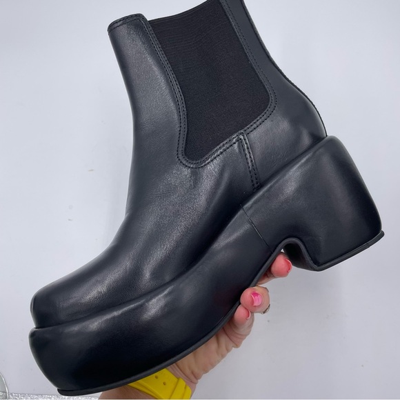 NEW Everlane Black Puffa Chunky Platform Y2K 90s Short Boot in Size 5 - Picture 9 of 14